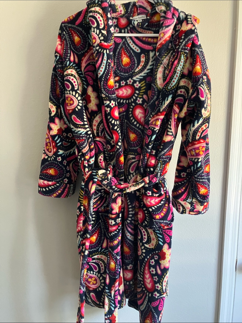 Vera Bradley Plush Hooded Robe with Pink & Orange Paisley Accents Small